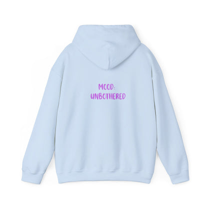 Chic unisex hoodie with chic design for casual confidence